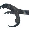 closed claw
