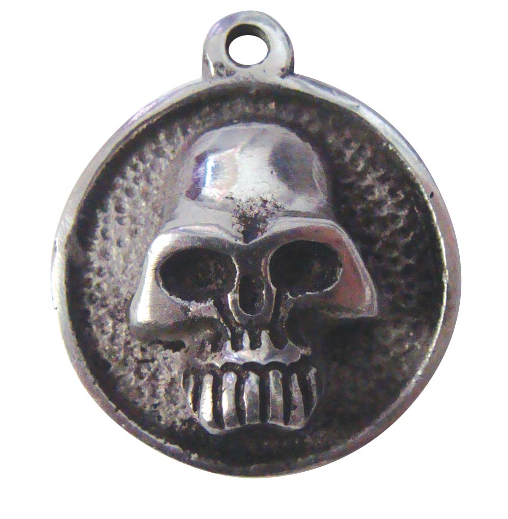 skull pendant