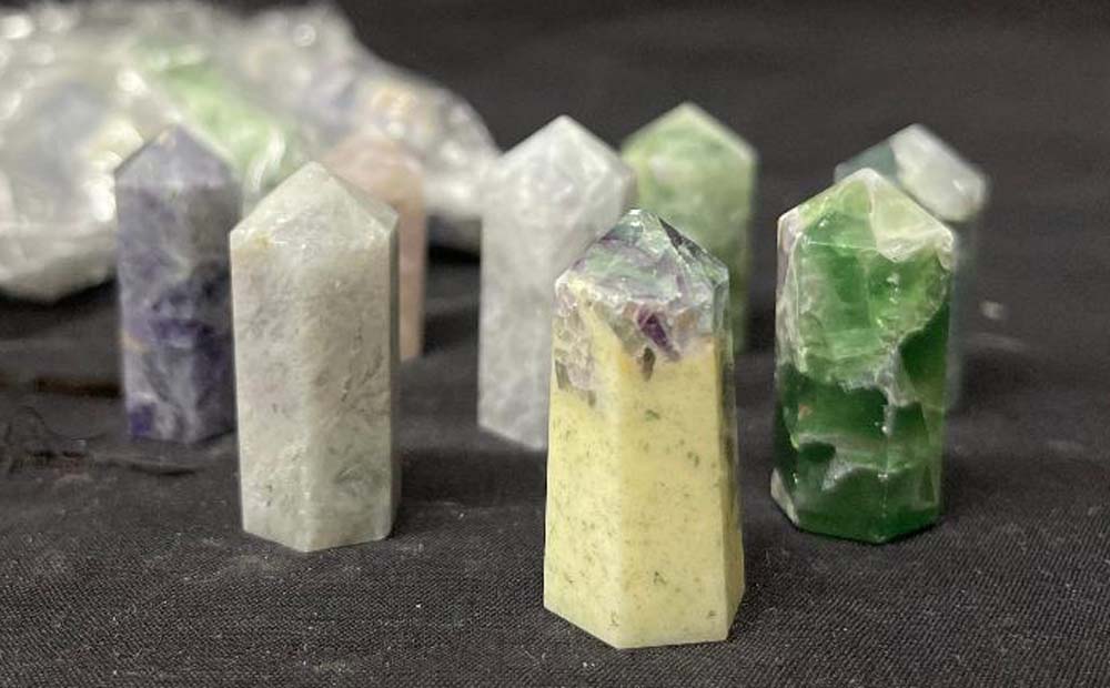 mini fluorite points closeout