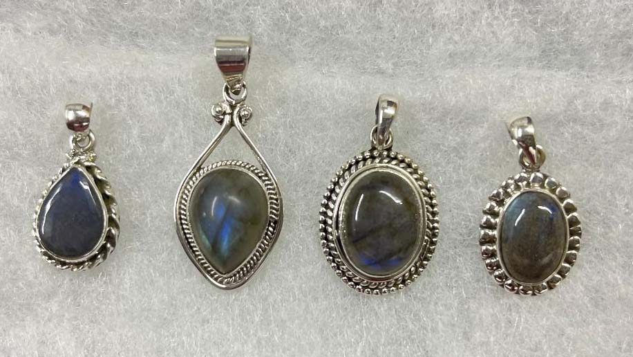 labradorite small pendant