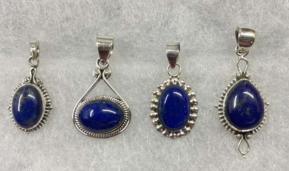 lapis small pendant