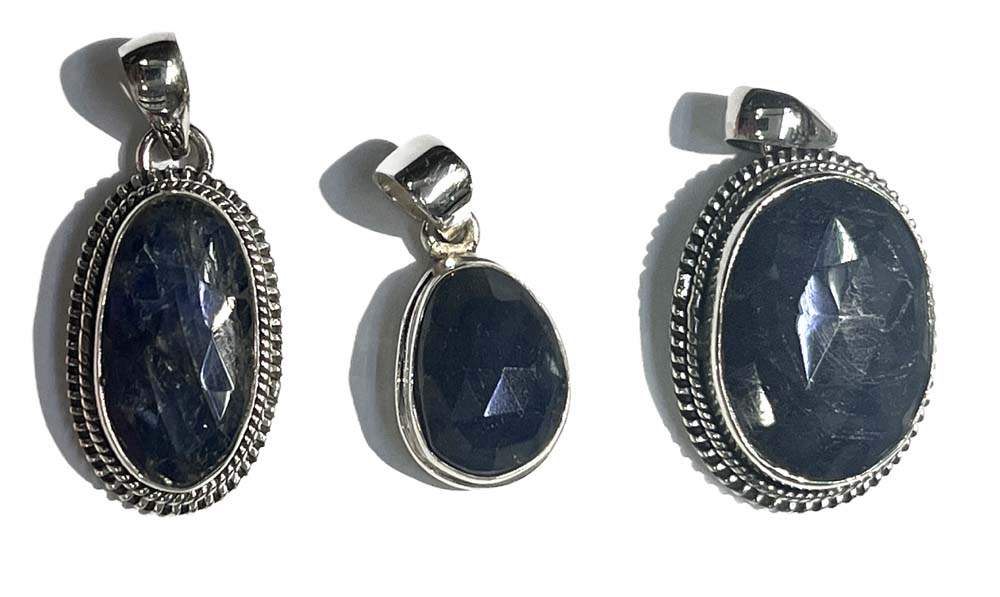 blue sapphire pendant copy