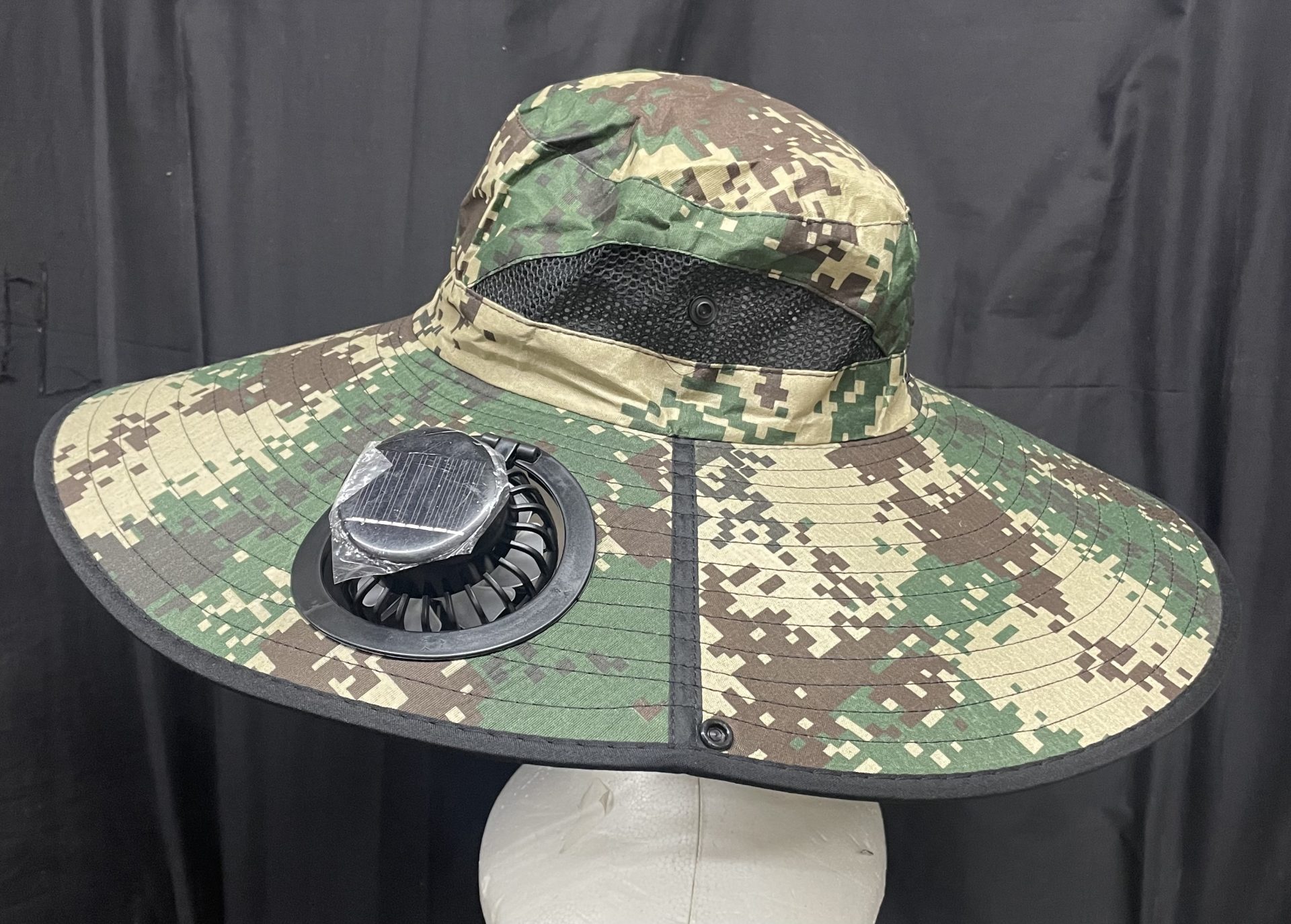 mens hat camo style 1 pic