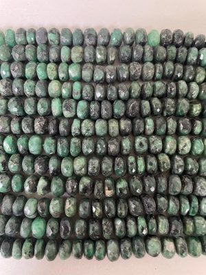 Emerald Faceted Tyre Lot #100