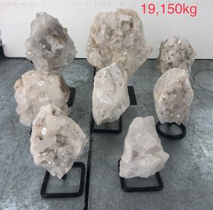 MAY 2026 PL04 11 QUARTZ ON BASE BY CASE